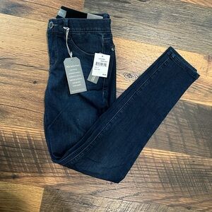 Wit & Wisdom Skinny Jeans